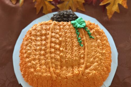 Pumpkin Shape Cake